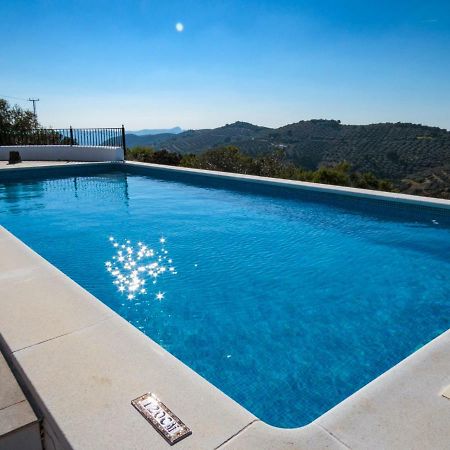 Вилла Cortijo Chaparro Near Iznajar Фуэнтес-де-Сесна Экстерьер фото
