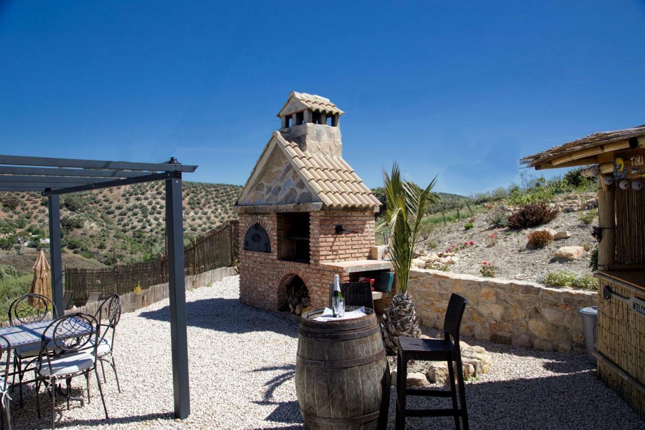 Вилла Cortijo Chaparro Near Iznajar Фуэнтес-де-Сесна Экстерьер фото