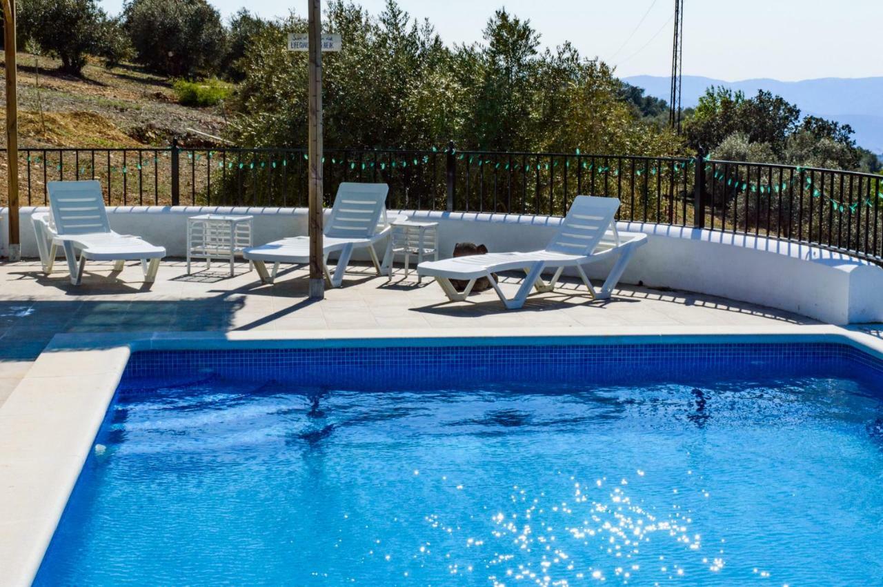 Вилла Cortijo Chaparro Near Iznajar Фуэнтес-де-Сесна Экстерьер фото